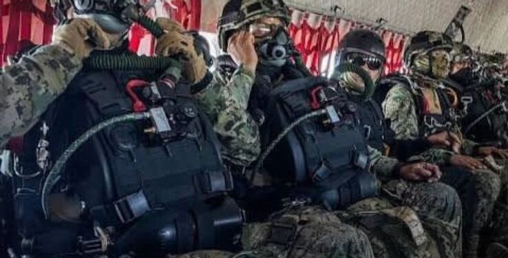 Vía aérea llegan a Culiacán 600 elementos de la Fuerzas Especiales del Ejército Mexicano