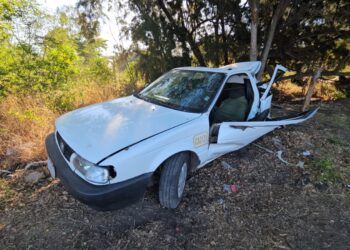 Grave un hombre en choque de auto y camioneta en Costa Rica