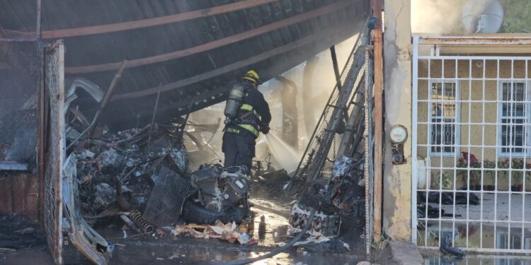 Queman Yonke en la zona norte de Culiacán