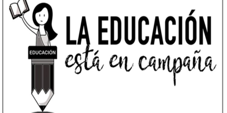 Docentes exponen preocupaciones respecto al sistema educativo mexicano
