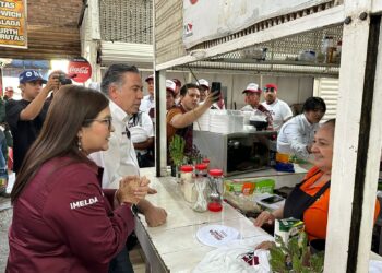 Las escuelas deben convertirse en centros de prevención: Enrique Inzunza e Imelda Castro