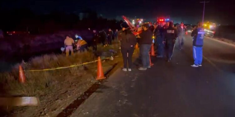 Obras públicas rehabilita tramo carretero de Ahome donde perdieron la vida 7 personas