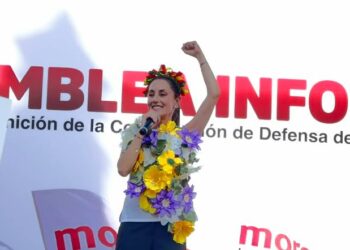 Sheinbaum propone una consulta popular sobre la reelección de legisladores