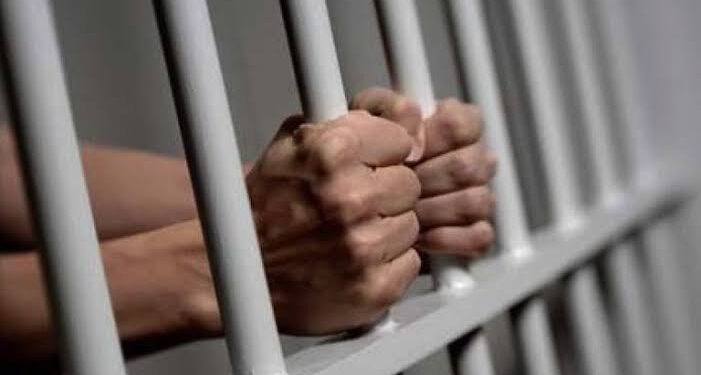 Israel “M” es vinculado por el delito de robo