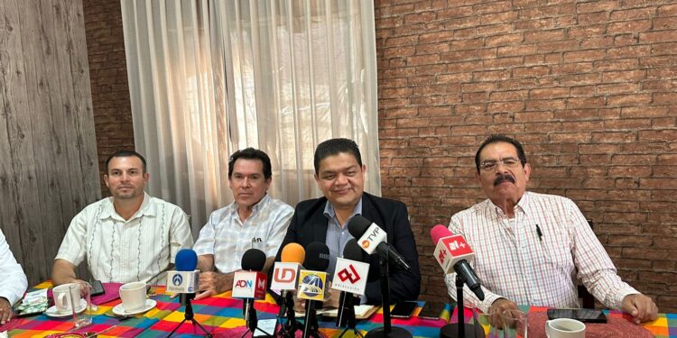 Presentan empresarios del Core 33 agenda con 6 puntos a candidatas y candidatos