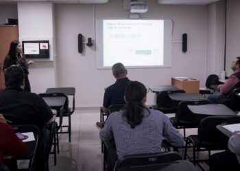 Brinda Congreso del Estado capacitación sobre ISO 15489 a personal de su Archivo General
