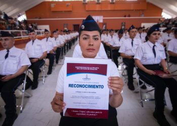 Se gradúan 139 policías municipales y estatales