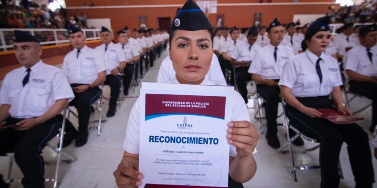 Se gradúan 139 policías municipales y estatales