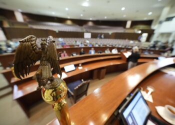 Iniciativa propone destinen partidos 5% de su financiamiento anual a la formación política de los jóvenes