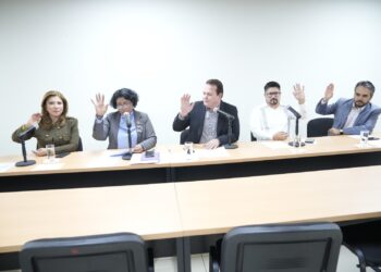 Comisión aprueba que Secretaría del Congreso resguarde documentación de Consulta a la Comunidad de la UAdeO