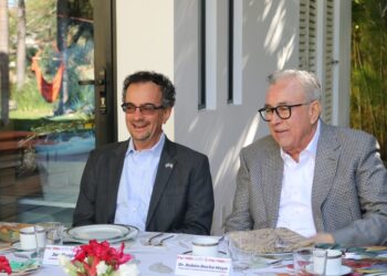 Rocha recibió al embajador del Reino Unido, John Benjamin