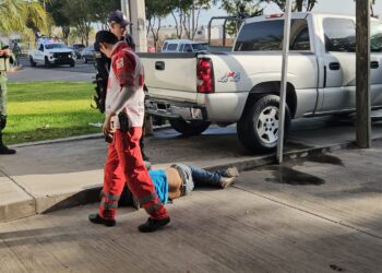 Vecino de Sonora es localizado golpeado esta mañana frente al Hotel Beltrán