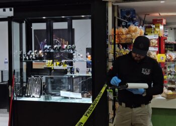 Violento asalto a joyería en Galerías
