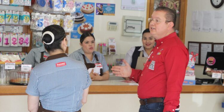 El debate entre candidatos a diputados federales servirá para que la gente sepa quién es cada uno y no se vaya sólo por marcas: Noé Heredia