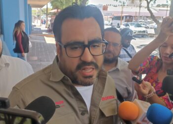 “Ya ni hagan campaña, Morena va a ganar”, le dice la gente a Juan de Dios Gámez Mendívil