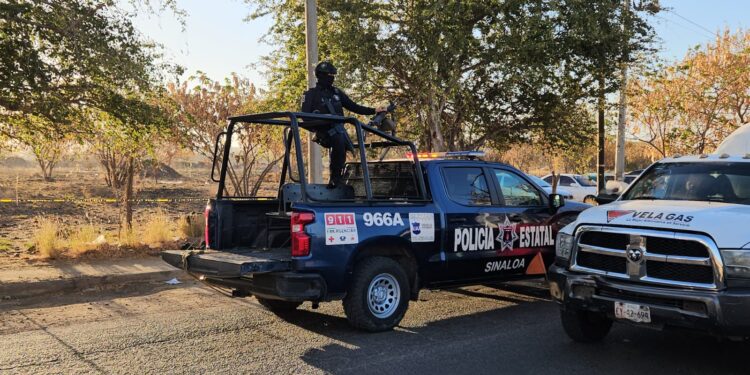 Identifican a los 3 hombres asesinados a balazos y que les dejaron radios portátiles sobre sus cuerpos