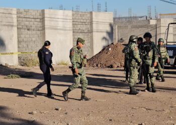 Hallan a tercera víctima ejecutaba y con su radio de comunicación sobre su pecho al sur de Culiacán