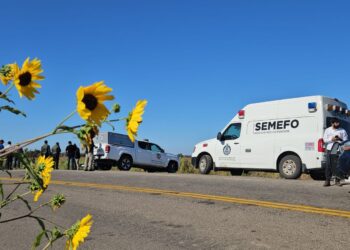 Pareja de menores de edad sufren accidente en Eldorado y uno muere al instante