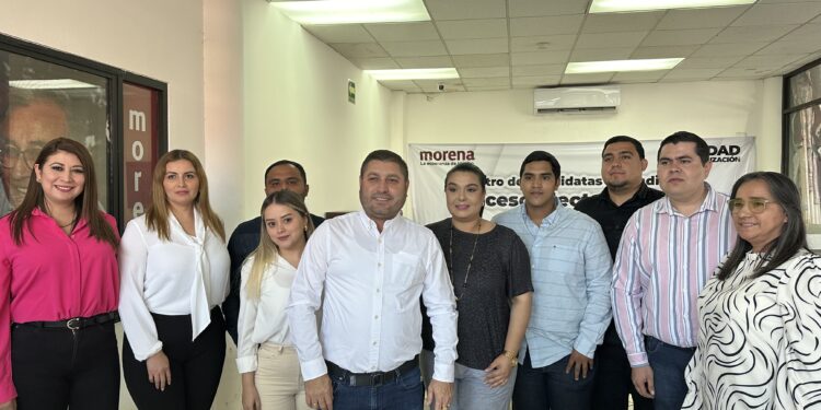 Jose Paz López se  registra como  candidato a alcalde de Badiraguato por Morena