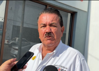 Por seguridad, habitantes de la sierra de Sinaloa deben tener armas en sus hogares, propone candidato Germán Escobar