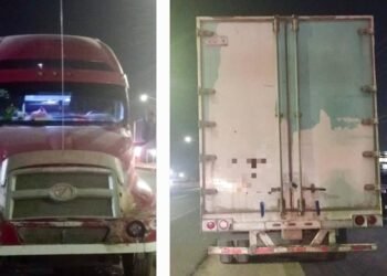 Policía Municipal asegura un tráiler robado minutos antes, pero el responsable logró escapar