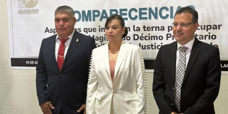 Comparecen aspirantes al cargo de Magistrado del STJES ante diputados