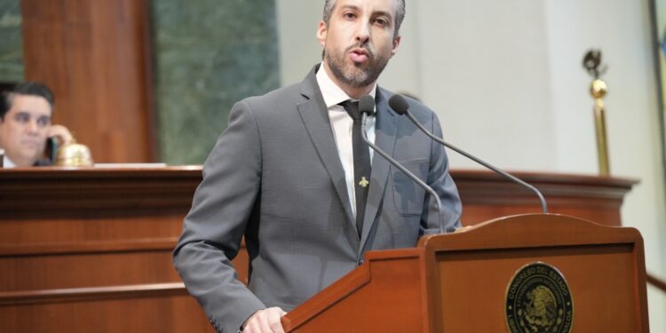 Pide seguridad el candidato del PAS, Gene René Bojorquez