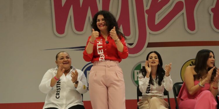 Es momento de las mujeres, de unirnos y votar de Corazón este 2 de junio: Lizbeth Cruz