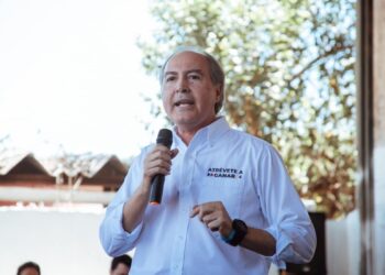 Inzunza le teme a debatir conmigo, si tuviera una hoja de vida limpia se presentaría: Eduardo Ortiz