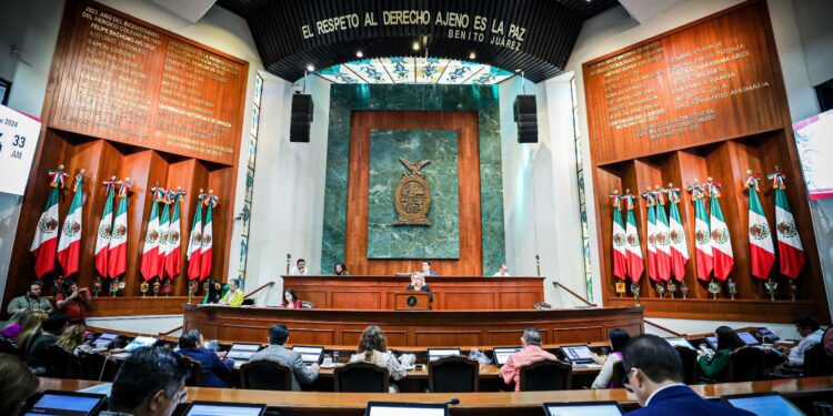 Aprueban Congreso de Sinaloa que se envíe al Congreso de la Unión iniciativa sobre licencia mestrual
