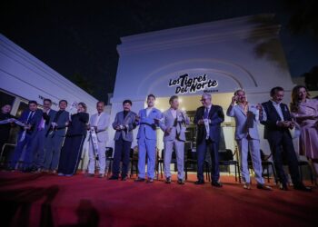 Los Tigres del Norte son universales: Rocha