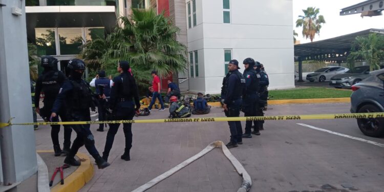 Se incendia departamento de una de las torres del Desarrollo Urbano Tres Ríos