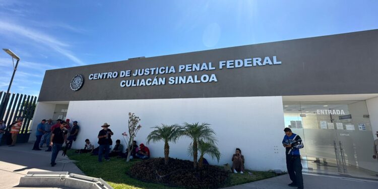 Quedan libres líderes agrícolas acusados de tomar Pemex y Aeropuerto