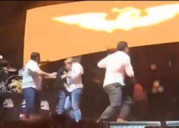 Seis muertos y 56 heridos tras el colapso del escenario donde Álvarez Máynez celebraba un mitin en Nuevo León