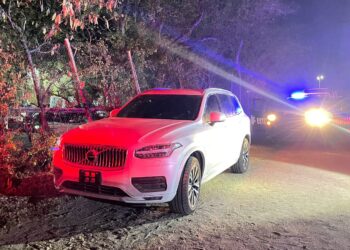 Camioneta robada es recuperada por Policías Estatales en Culiacán