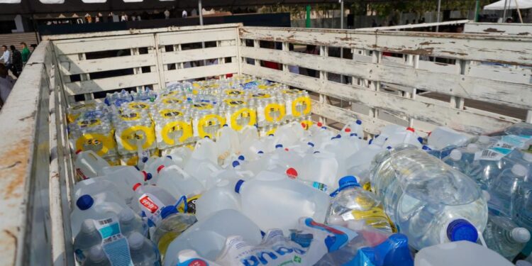 Invita DIF Culiacán a donar agua embotellada en el AQUATÓN 2024.