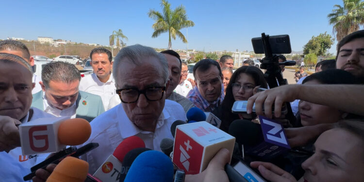 Rocha asegura que el  99.9% de los agricultores están contentos y que no puedo intervenir en procesos judiciales de líderes