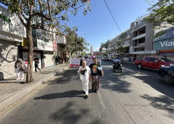 ¡Regrésenme a mi hijo! Madre busca desesperada al joven Javier Maximiliano