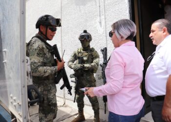 Bajo fuerte operativo de seguridad llegan boletas electorales a Sinaloa