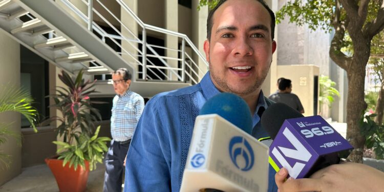 ¡Buenas noticias! Se logra incremento salarial a burócratas de un 8.5; se pagaría mañana con retroactivo, asegura líder del Stase