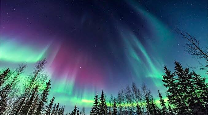 Otra tormenta solar puntan a la tierra con nuevas auroras boreales