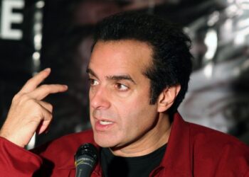 16 mujeres acusaron al ilusionista David Copperfield de conducta inapropiada y abuso sexual agravado por el uso de drogas