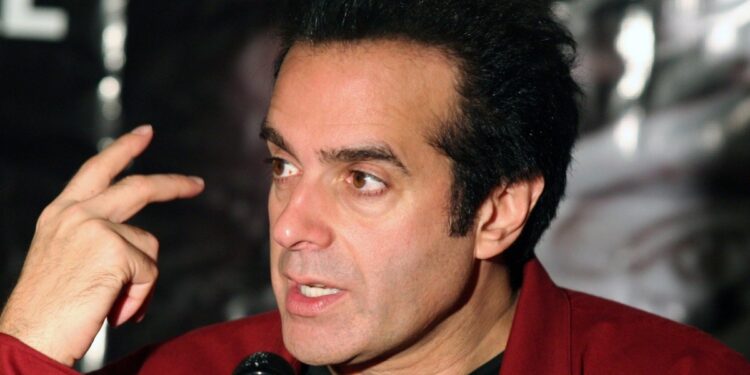 16 mujeres acusaron al ilusionista David Copperfield de conducta inapropiada y abuso sexual agravado por el uso de drogas