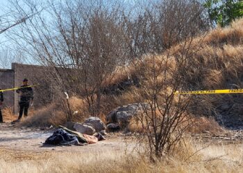 Localizan a un asesinado envuelto en dos cobijas entre Alturas del Sur y Las Coloradas