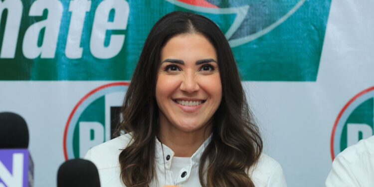 Defenderé a Sinaloa desde el Senado: Paloma Sánchez.