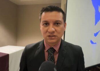 Rinden el Tercer Informe de Labores en la UAS, Jesús Madueña y Robespierre Lizárraga