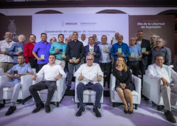 Reconoce Gobierno de Sinaloa a decanos de la fotografía periodística
