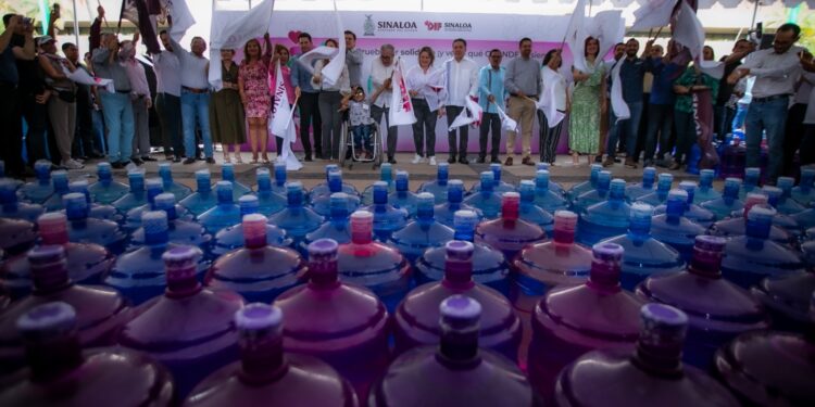 La gente que tiene sed te lo agradece y nosotros también: Rocha Moya