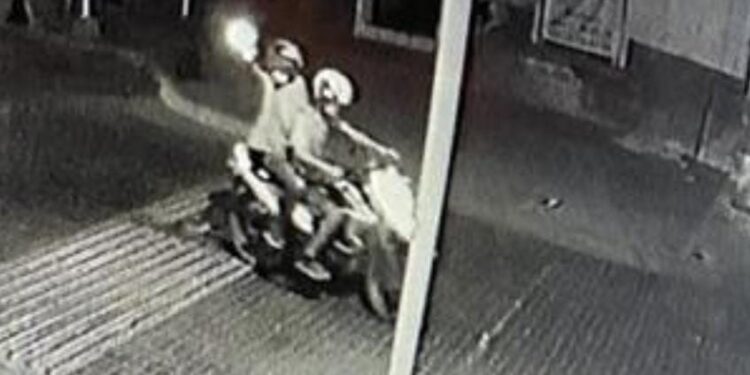 Atacan a balazos al diario “A discusión” durante la noche de ayer