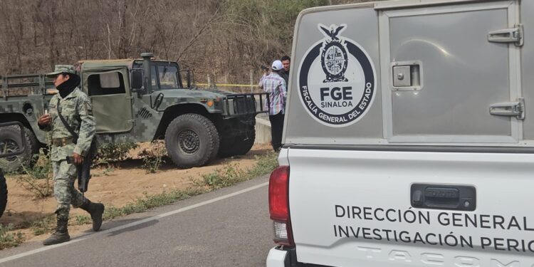 Hallan a un hombre asesinado serca de la base militar en Sanalona